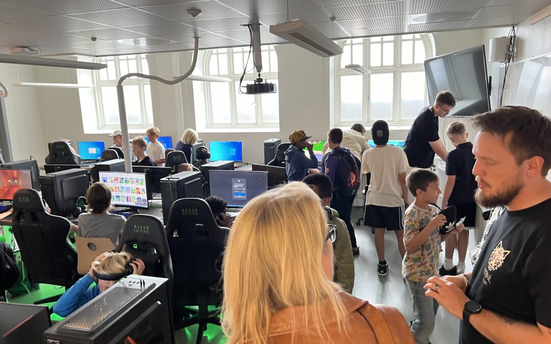 Masse aktivitet på gamingrommet